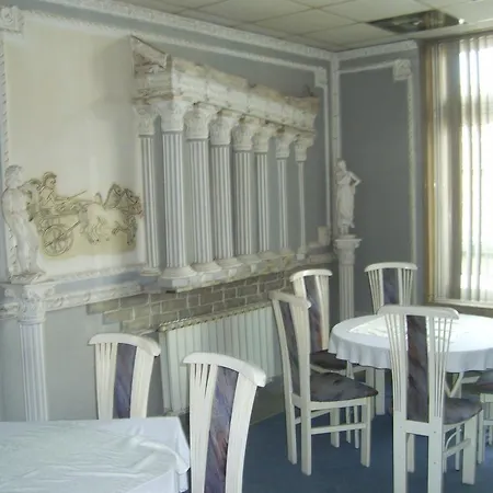 Hotell Family George 3*