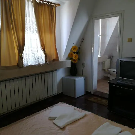 Hotell Family George 3*